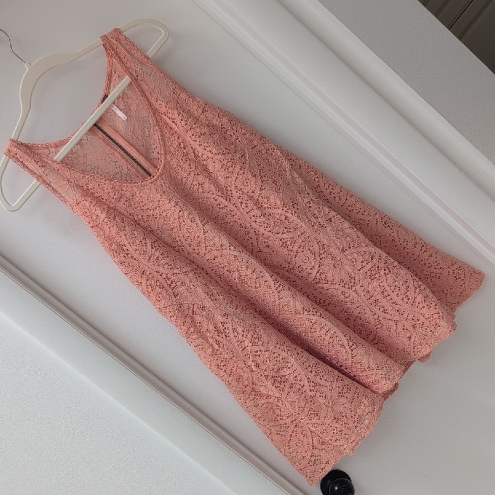 Pink Lace Sleeveless Dress